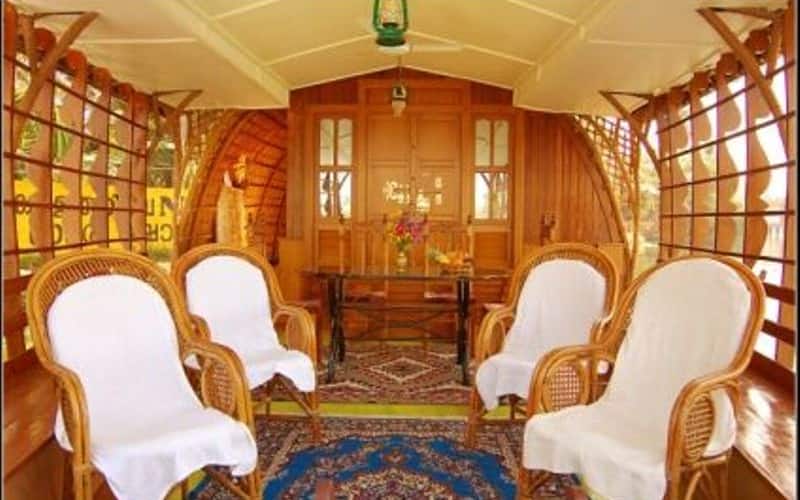 River & Country Luxury Houseboat, Alleppey 3